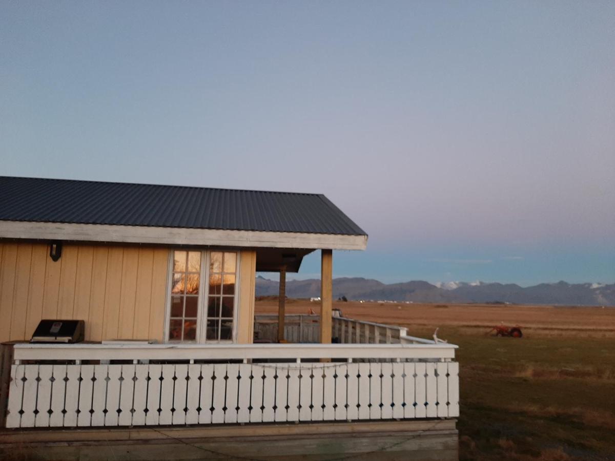 Guesthouse Hólmur Екстериор снимка
