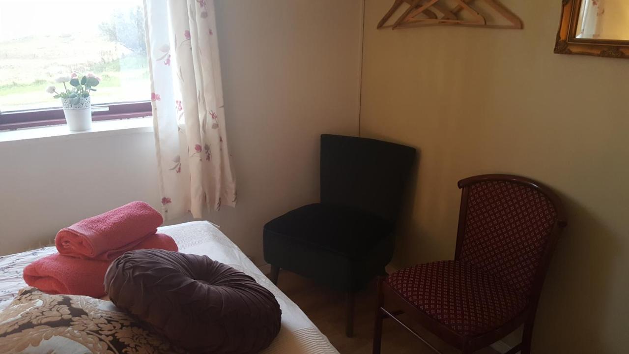 Guesthouse Hólmur Екстериор снимка