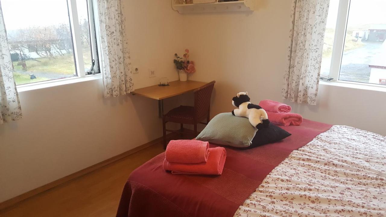 Guesthouse Hólmur Екстериор снимка