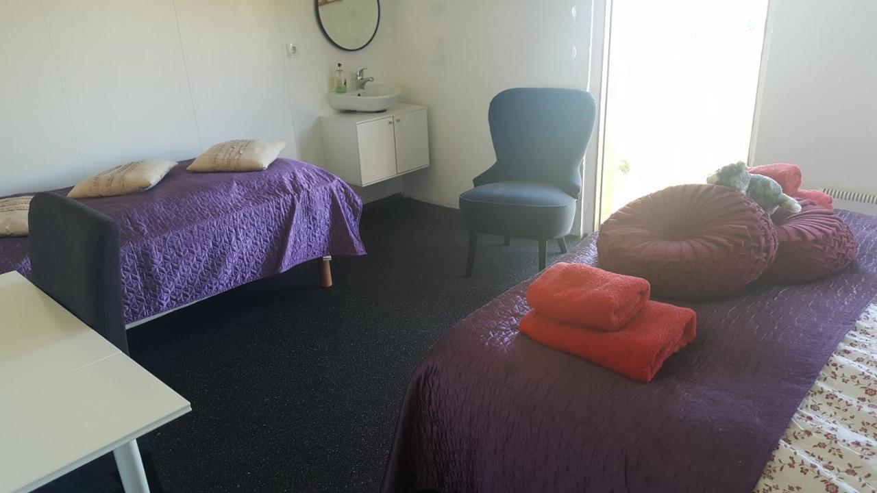 Guesthouse Hólmur Екстериор снимка