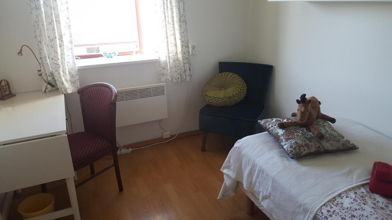 Guesthouse Hólmur Екстериор снимка