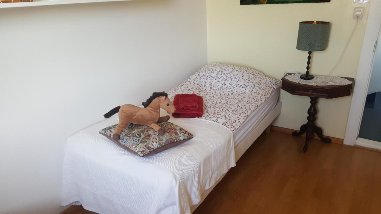 Guesthouse Hólmur Екстериор снимка