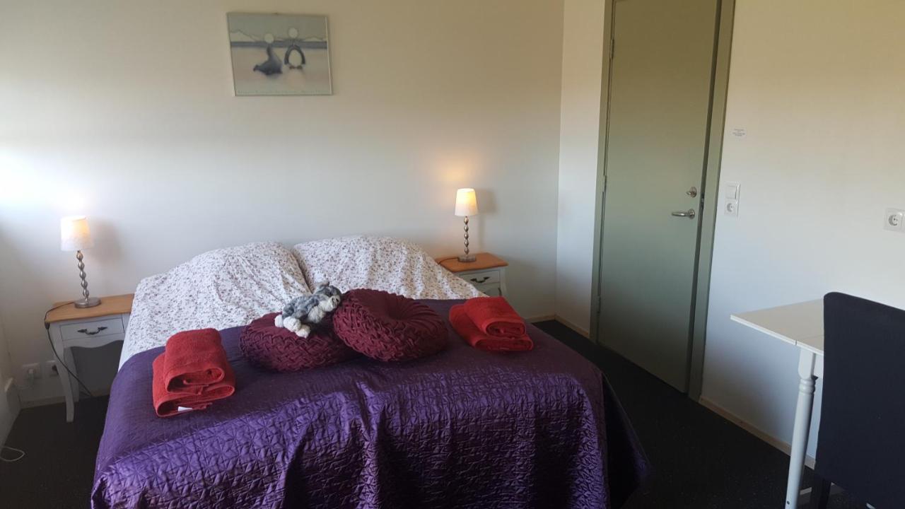 Guesthouse Hólmur Екстериор снимка
